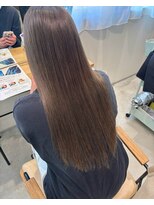 ファムバイアヴァンス(Femme by AVANCE.)&nbsp;思わず触れたくなる艶髪ロング
