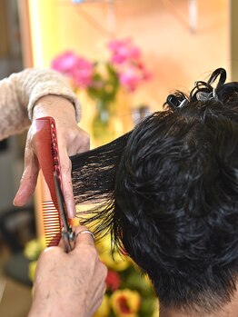 ヘアーショップピュアの写真/似合わせ技術に感動の仕上がりをお楽しみください！一人ひとりの髪質をしっかり見極めて理想のヘアを提案☆