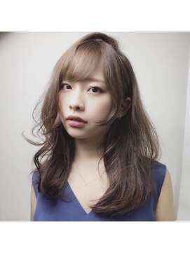 グロウ ツクバ(GLOW TSKUBA) ゆるふわモテ巻きスタイル