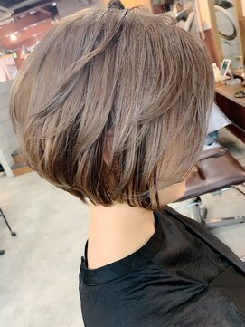 ルーファス 恵比寿 渋谷(Ruufus) 大人かわいい前下がショートボブ【Ruufus恵比寿渋谷】31578