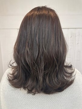 ナンバー ジェミカ 札幌(N° jemica) 大人かわいいくびれミディラベンダーインナーカラー