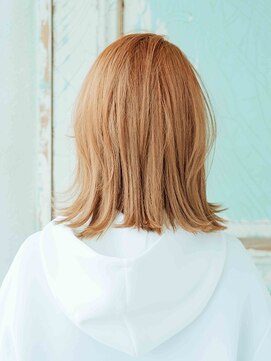カラーサロンビスカリア 相模原エリア 淵野辺駅店(Color salon Biscaria) 伸ばしかけボブ