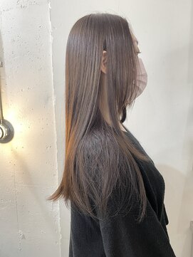 カゼ ダイカンヤマ Kaze DAIKANYAMA 20代30代40代50代グレージュとトリートメントのしなやかロング