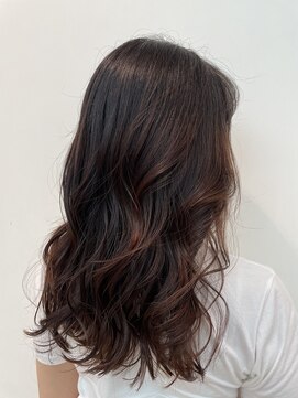 ステア ケース(stair case) 【NATASHA】ミディアム小盛りレイヤー