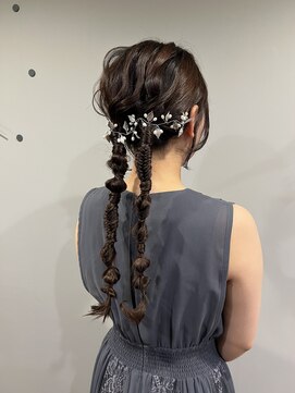 ウィーク 梅田(UiiC) 二次会アレンジ◇大人ツインアレンジ uiic hair 中沢恵理