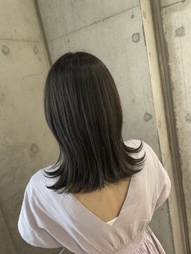 リビンバイアフロート(Livin by afloat) ローレイヤースタイル　オリーブグレージュ　おおたかの森