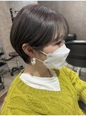 耳かけショートヘア