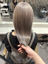 シアン(CYAN)&nbsp;【CYAN】#10代#20代#ホワイトグレー#ハイトーンカラー