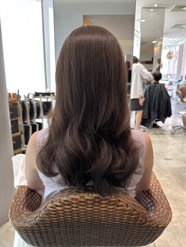 クーラ(Cura) 【Cura原宿】デジタルパーマくびれレイヤー小顔フェミニンロング