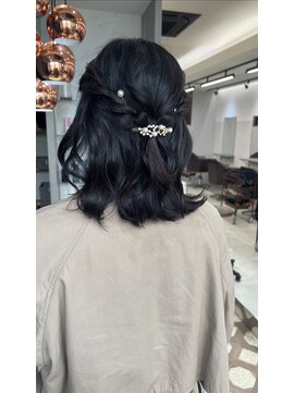 ジルバイジゼル(JILL by GiseL) half up arrange