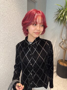 天神美容室 【KASUMI天神美容室】ピンクレッド×ショート