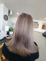 ミラシィ 成田(Mirashy)&nbsp;ハイライトカラーミルクティーベージュレイヤーカット