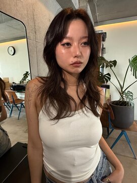 ナループロア ルームー(Nalu pu loa ROOMOO) レイヤーカット/海外風レイヤーカット