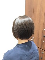 アクセ 白髪ぼかしハイライト暗髪カラー艶カラー顔周りカットミセスヘア