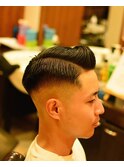 スキンフェード×サイドパート
