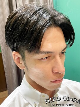 ヒロギンザバーバーショップ 丸の内店(HIRO GINZA BARBER SHOP) センターパートスタイル