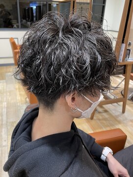 ネオリーブエム(Neolive em;) メンズパーマ×スパイラルパーマ