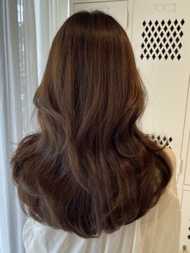 ユニ 表参道(uni) 大人気の韓国女優風くびれレイヤーカット/ヨシンモリ/エギョモリ