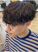 波巻きスパイラルパーマメンズマッシュツーブロックメンズパーマ