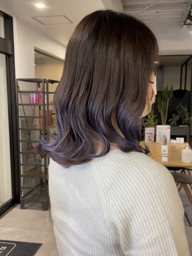 ナンバー(number+) 大人可愛いラベンダーパープルグラデーションくびれボブ透明感