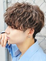 スパイラルパーマニュアンスパーマ刈り上げメンズマッシュパーマ