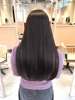 シダ(sida)の写真/【茨木市駅徒歩3分】個室空間のYUMEシャンプー台で髪質改善を。Aujuaトリートメント取扱◎
