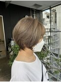 ショートボブ/レイヤーカット白髪ぼかし博多