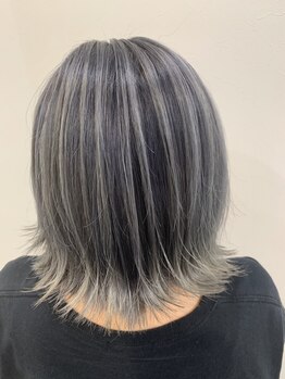 カラーは印象を変えるからこそ“あなたたしさ”を引き出します＊知識、経験が豊富なオーナーにお任せ◎