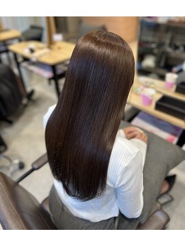 フィエルウメダ(Fier umeda) 〇柔らかいブラウンカラー〇