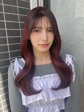 チャンネル(channel) 赤髪くびれロングヘア