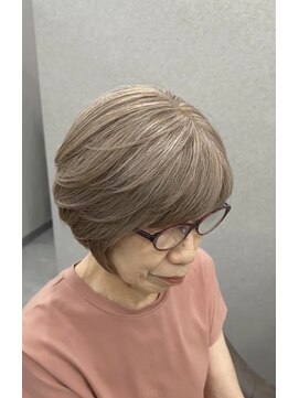スラッシュ ホワイト(SLASH white) 脱白髪染めハイライト/白髪ぼかし/透明感カラー/髪質改善