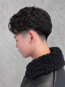 ハイプ マン 藤沢(HYPE MAN) フェザーパーマ毛流れパーマセンターパートニュアンス藤沢