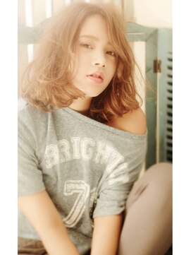 ディーナ(D'na) 『D'na』 ルーズボブ