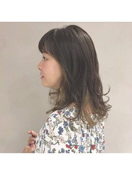 フェンヘアーアイス 中目黒(Fen.hair ici) ミディアムレイヤー　インナーカラー