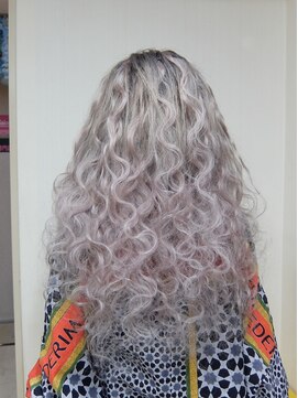 エクステ専門店ミキ 横浜店(MIKI) 大人カワイイ♪ロングウェーブエクステ