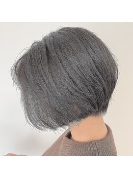 ガーランドウメダ(Garland umeda) 王道ショートボブ×シアーベージュ