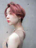 個性派カラーの大人ハンサムショート！