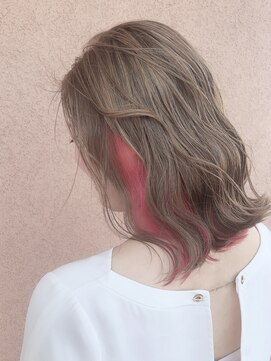 フェアリーテール つきのわ店 フルブリーチピンキーインナーカラー