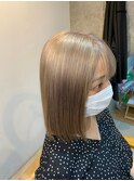 ダブルカラーミルクティーベージュケアブリーチハイトーンカラー