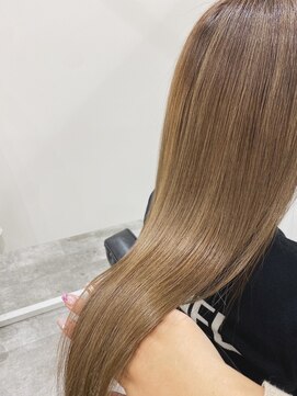 チェレ オレ 新金岡店(Chere ore) ブリーチ入ってても大丈夫【髪質改善で艶髪ストレート】