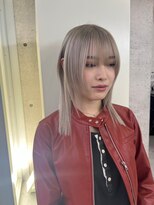 イキ 表参道(iki omotesando)&nbsp;モード/無造作ウェーブ/大人ガーリー[表参道駅]