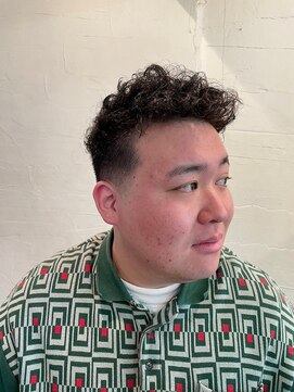 ビーバイエイトジェンツ(Bee by EIGHT GENTS) MEN'S HAIRウルフアッシュブラックカルマパーマベリーショート