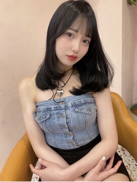 ボタン シブヤ(VOTAN SHIBUYA) アッシュ/グレージュ/韓国ヘア/渋谷/レイヤー/顔まわり