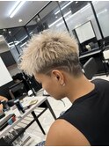 メンズショートハイトーンホワイトカラーバリアートフェード