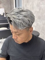 スキル 石岡(SKILL)&nbsp;ホワイトブロンド/ブリーチデザイン/刈り上げショート