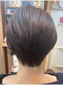 ショートレイヤー×ショートカット×前髪あり/20代30代40代