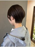 ショートヘア/アッシュブラウン/耳掛けショート
