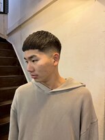 ビーバイエイトジェンツ(Bee by EIGHT GENTS)&nbsp;MEN’S HAIR/サーフカール/刈り上げセンターパート/心斎橋