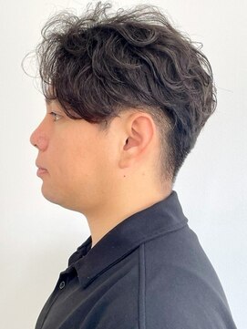 ラギッド 大野城店(RUGGED) 七三分け 刈り上げショート ナチュラルパーマ アップバング