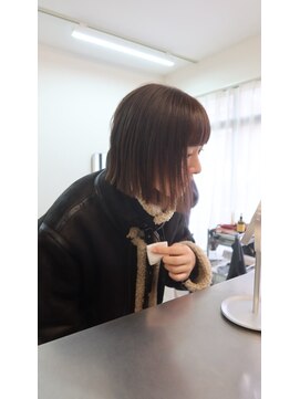 エヴリィ(every) ミニボブ透明感ベージュカラー【大阪/梅田/中津】